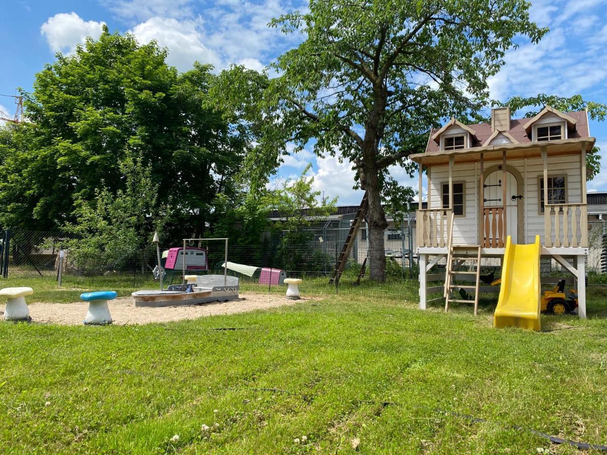 La Maison Pritzwalk - Bett & Bike Exterior photo