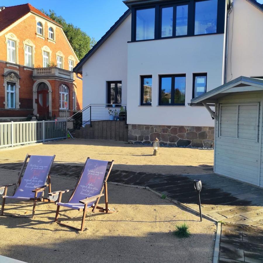 La Maison Pritzwalk - Bett & Bike Exterior photo