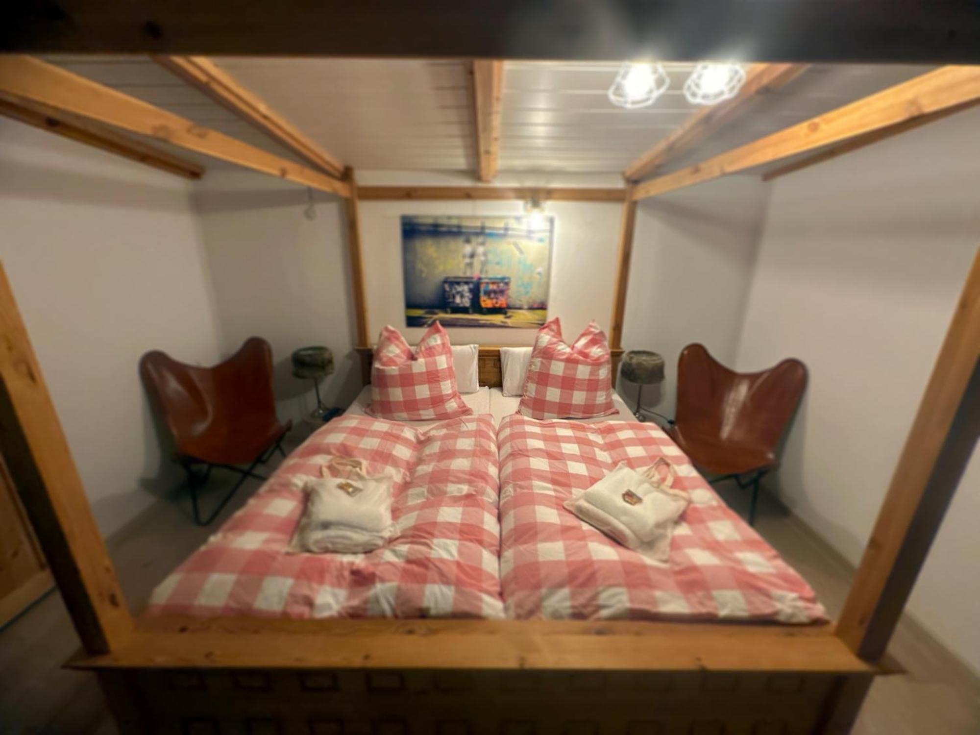 La Maison Pritzwalk - Bett & Bike Exterior photo